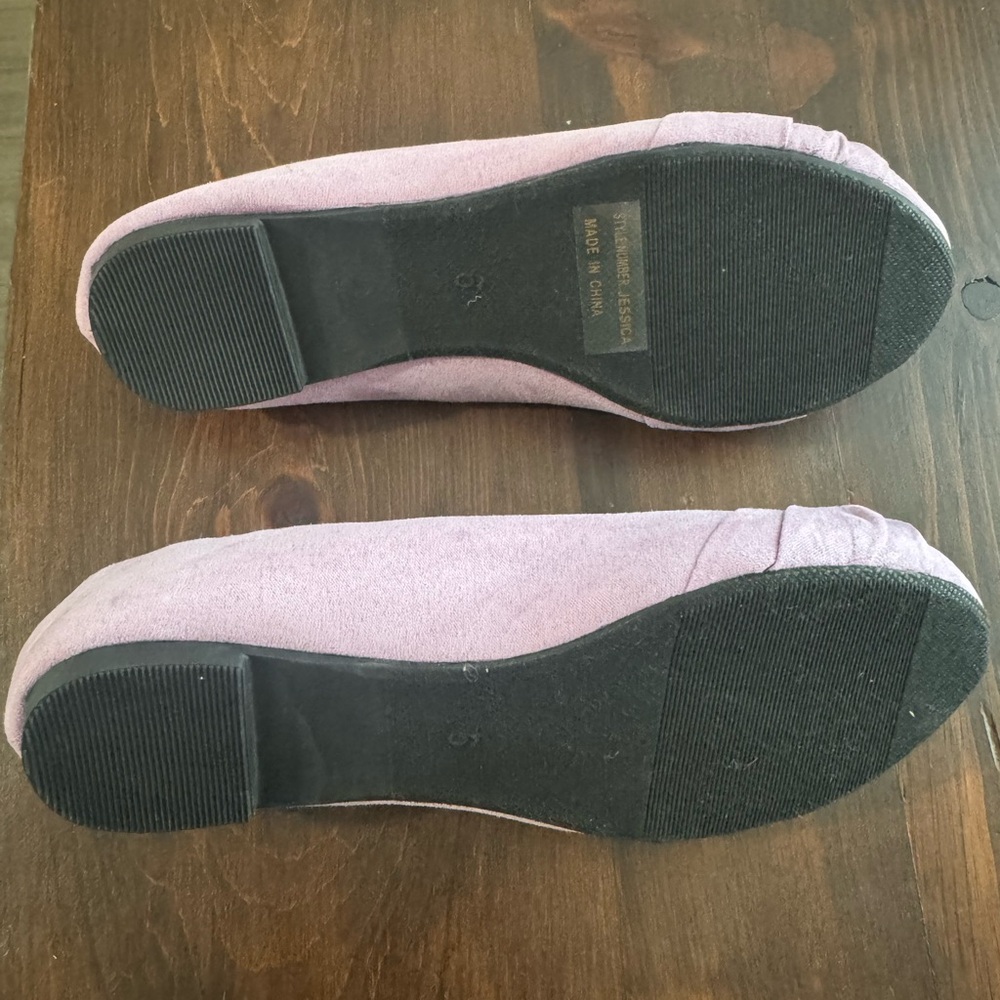 Flats - Picture 2 of 2